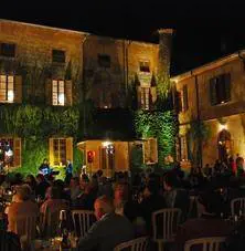 Su e giù nell'Oltrepò tra degustazioni e concerti in villa