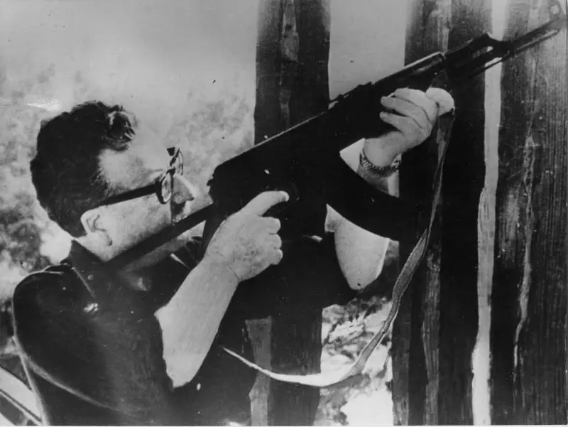 Quando Craxi cercava Allende e sfidava i mitra