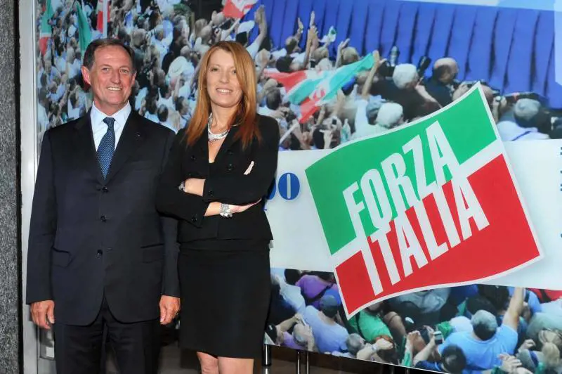Torna Forza Italia, ecco la prima sede