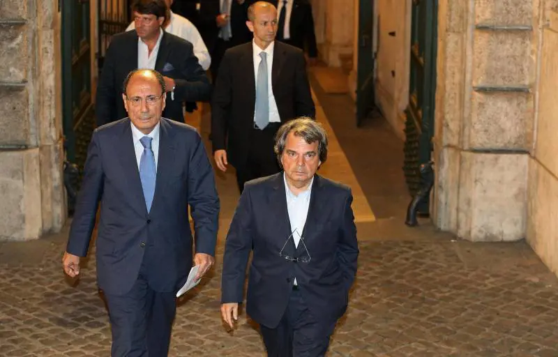 Renato Schifani e Renato Brunetta escono da Palazzo Grazioli