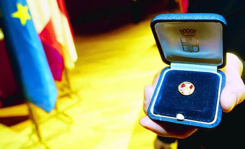 Toto-Ambrogini, c'è anche la Moratti