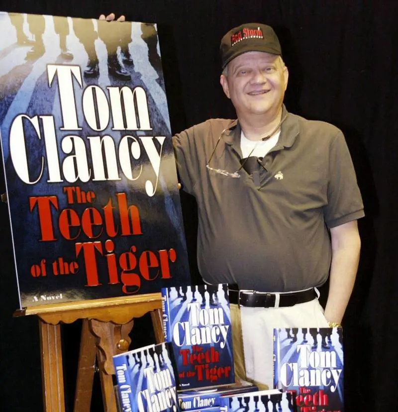 L'ultimo giallo di Tom Clancy lo scrittore che spiava le spie