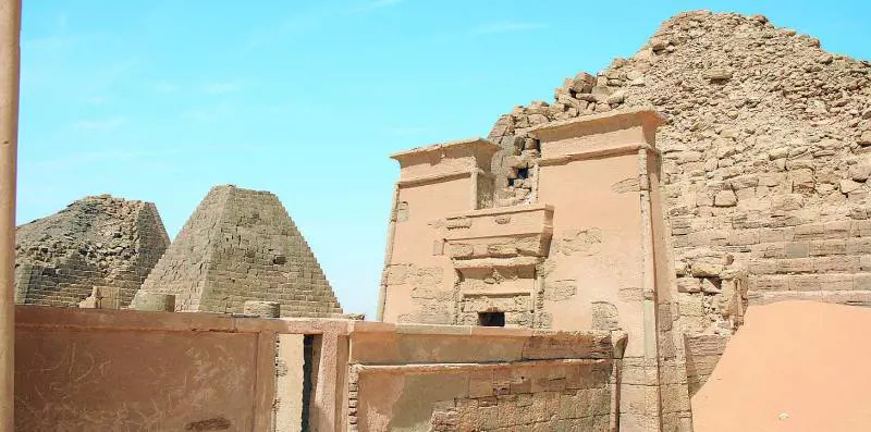 Sudan, la terra dei faraoni neri  Alla ricerca dell'oasi che non c'è