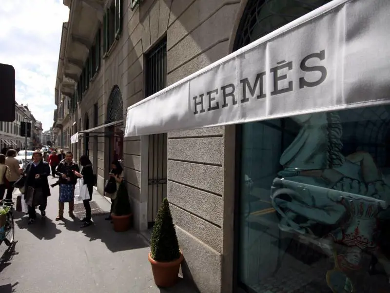 Lunedì Hermès cambia casa
