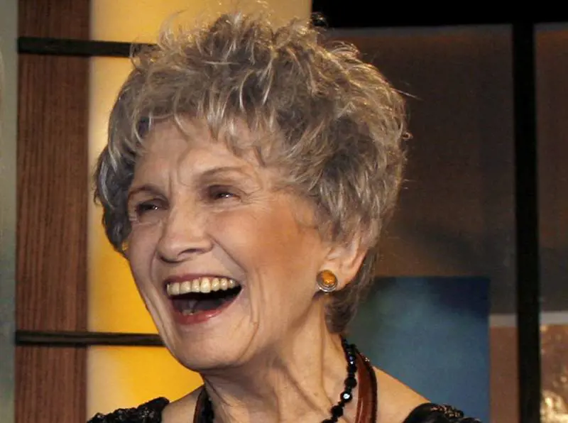 Il Nobel per la letteratura alla canadese Alice Munro