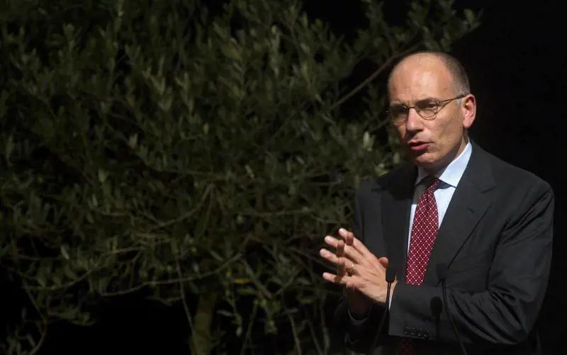 Letta: "Missione aereo-navale nel Mediterraneo. Abolirei la Bossi-Fini". Ma Alfano non ci sta
