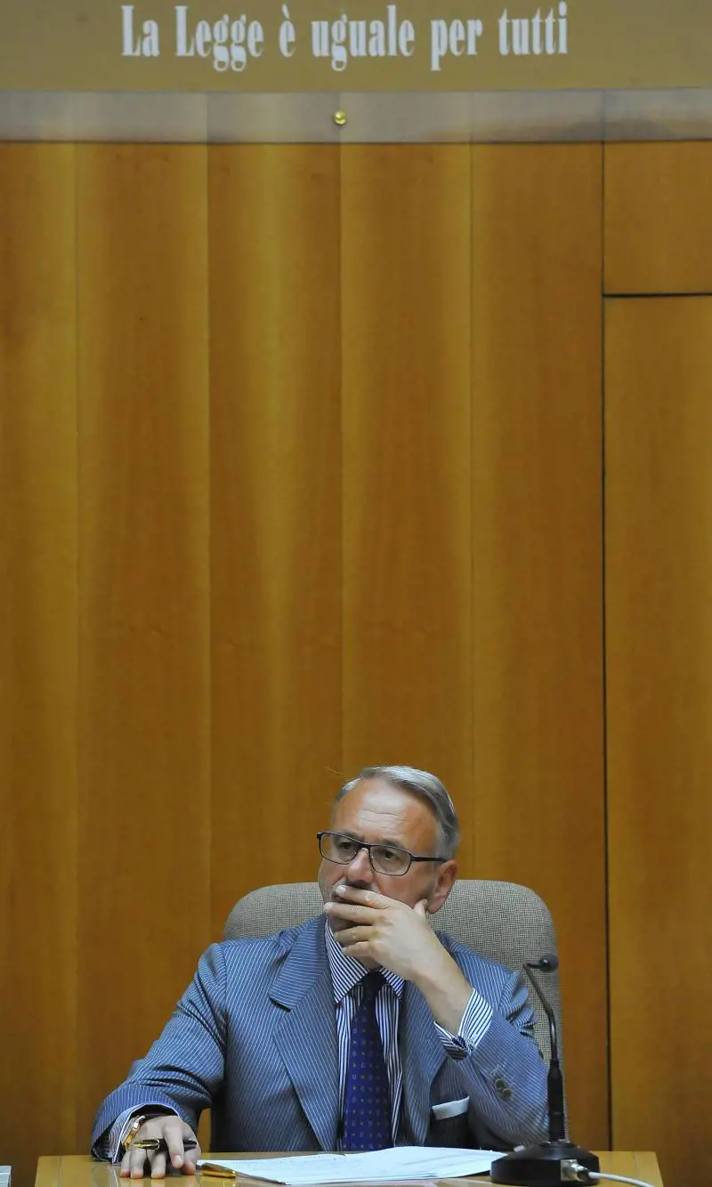 Csm tempio dei privilegi: doppio incarico al giudice
