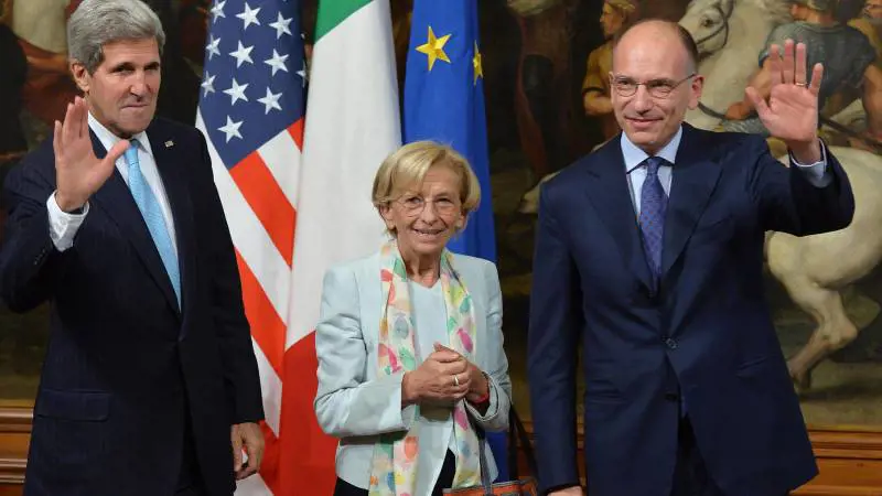 John Kerry con Enrico Letta ed Emma Bonino