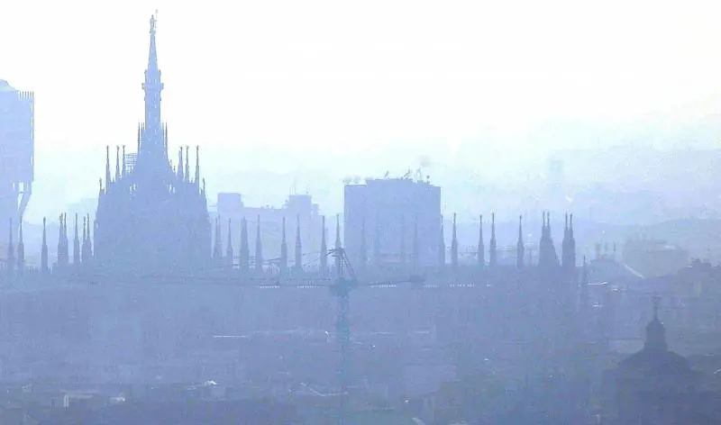 «Serve un nuovo logo per Milano»