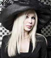 Ivana Spagna: "Le entità mi rivelano il futuro"