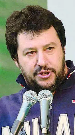 «Un miliardo di tasse in più Pisapia peggio di Dracula»