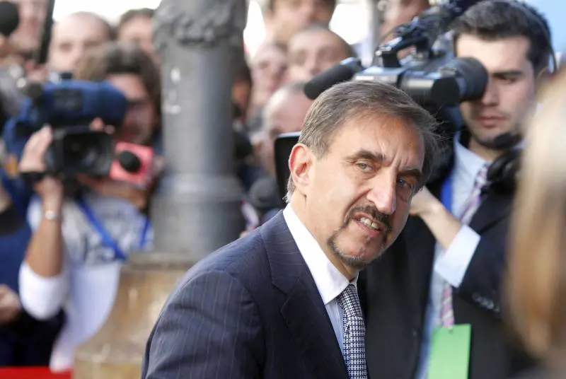 Trattativa finale per scongelare il simbolo di An