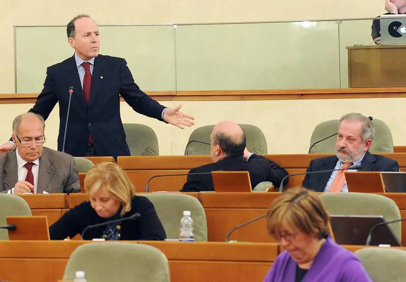 Piemonte, rissa durante il Consiglio