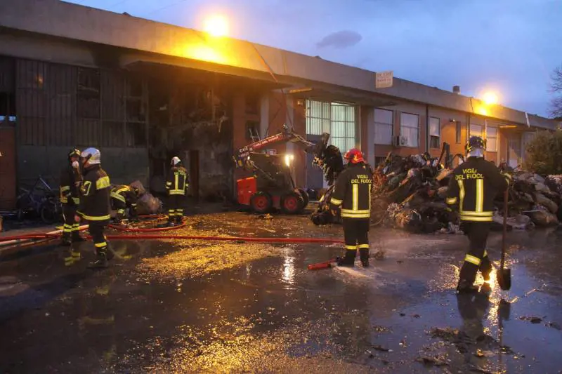 Rogo di Prato, cinque arrestati tra cui due italiani