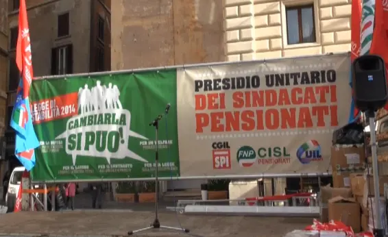 Pensionati in piazza contro la legge stabilità