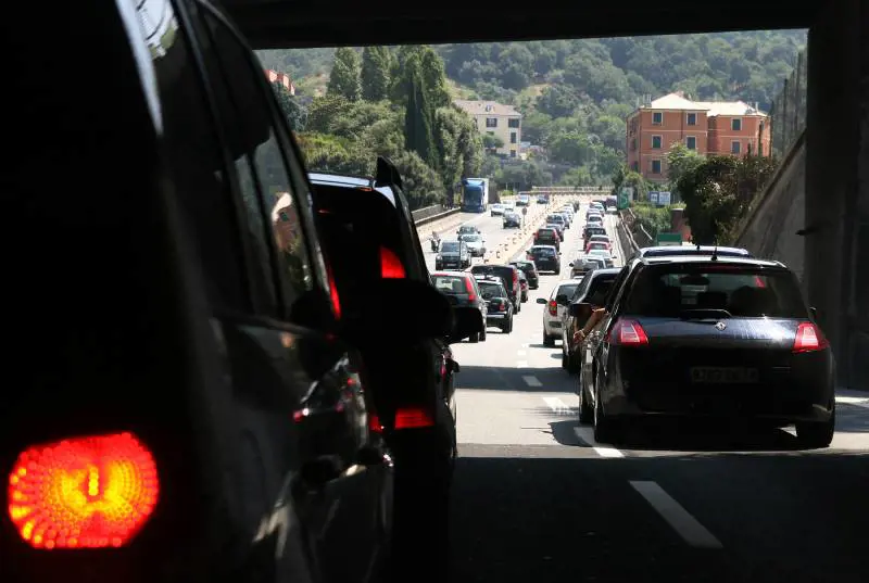 Rc auto, arriva il ddl ad hoc: "Previste riduzioni del 23%, premio da 1000 a 770 euro"