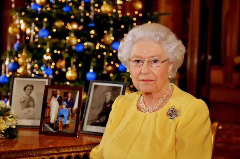 Da ribelle a simbolo d'unità Dio salvi la regina Elisabetta