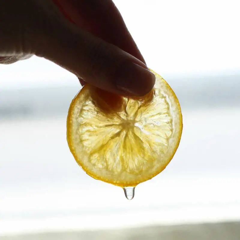 Sei stressato? Metti a tavola lenticchie, limoni e noci