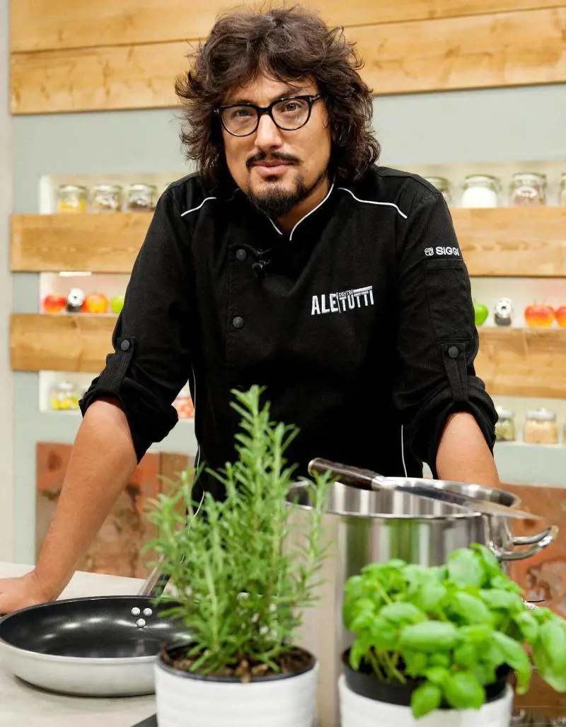 "La mia vita da chef? Piatti a ritmo rock e talent con i bambini"