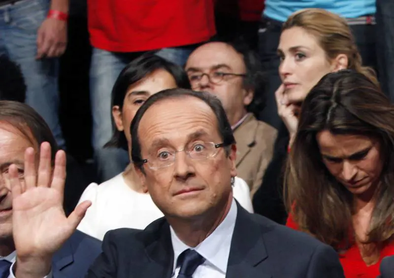 Francia, niente nozze gay (per ora): salta la riforma del diritto di famiglia