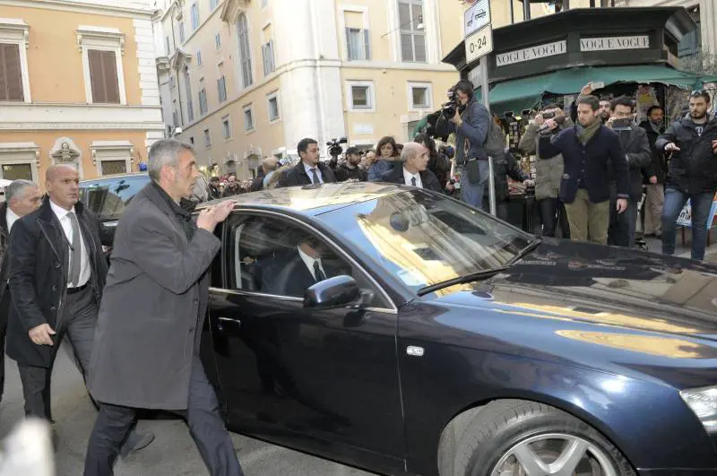 La fiacca protesta degli irriducibili delusi