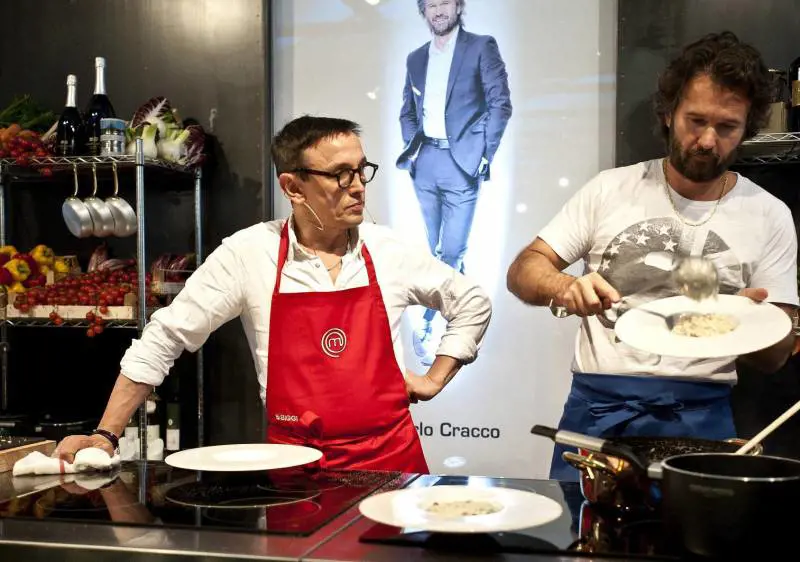 "Da grande sarò cuoco" I maghi della cucina conquistano gli studenti