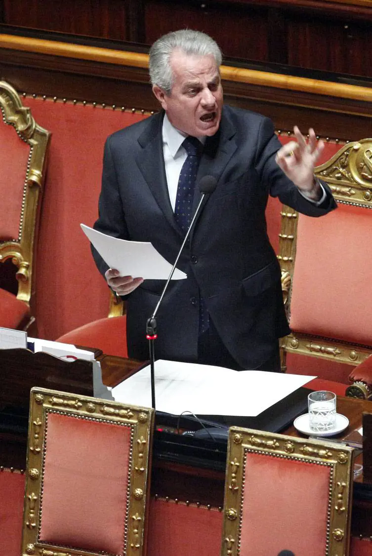Imperia, l'ex ministro Scajola avanti al primo turno