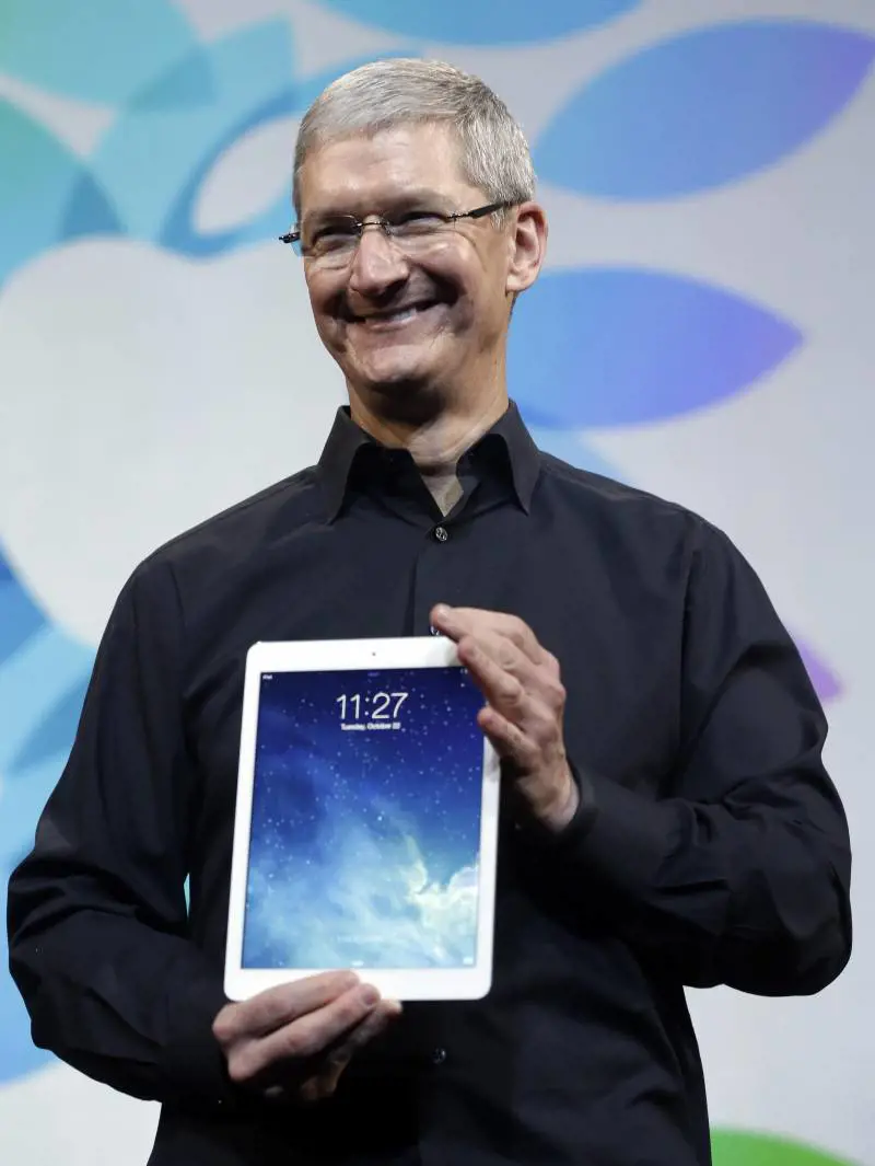 Apple scende in Borsa: manca l'iPhone "low cost"