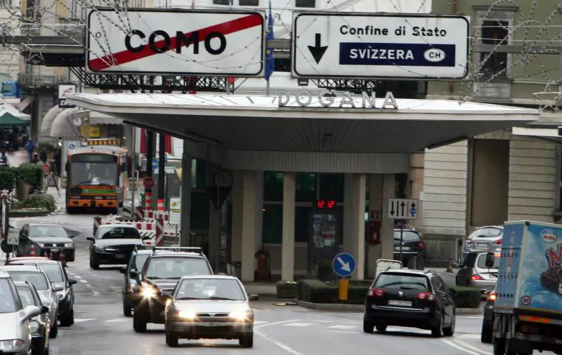 Ticino, in aumento i frontalieri: 62mila nel terzo trimestre dell'anno