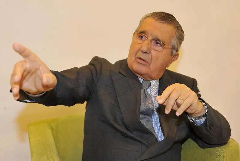 Barca smaschera De Benedetti: "Trama per scegliere i ministri di Renzi"