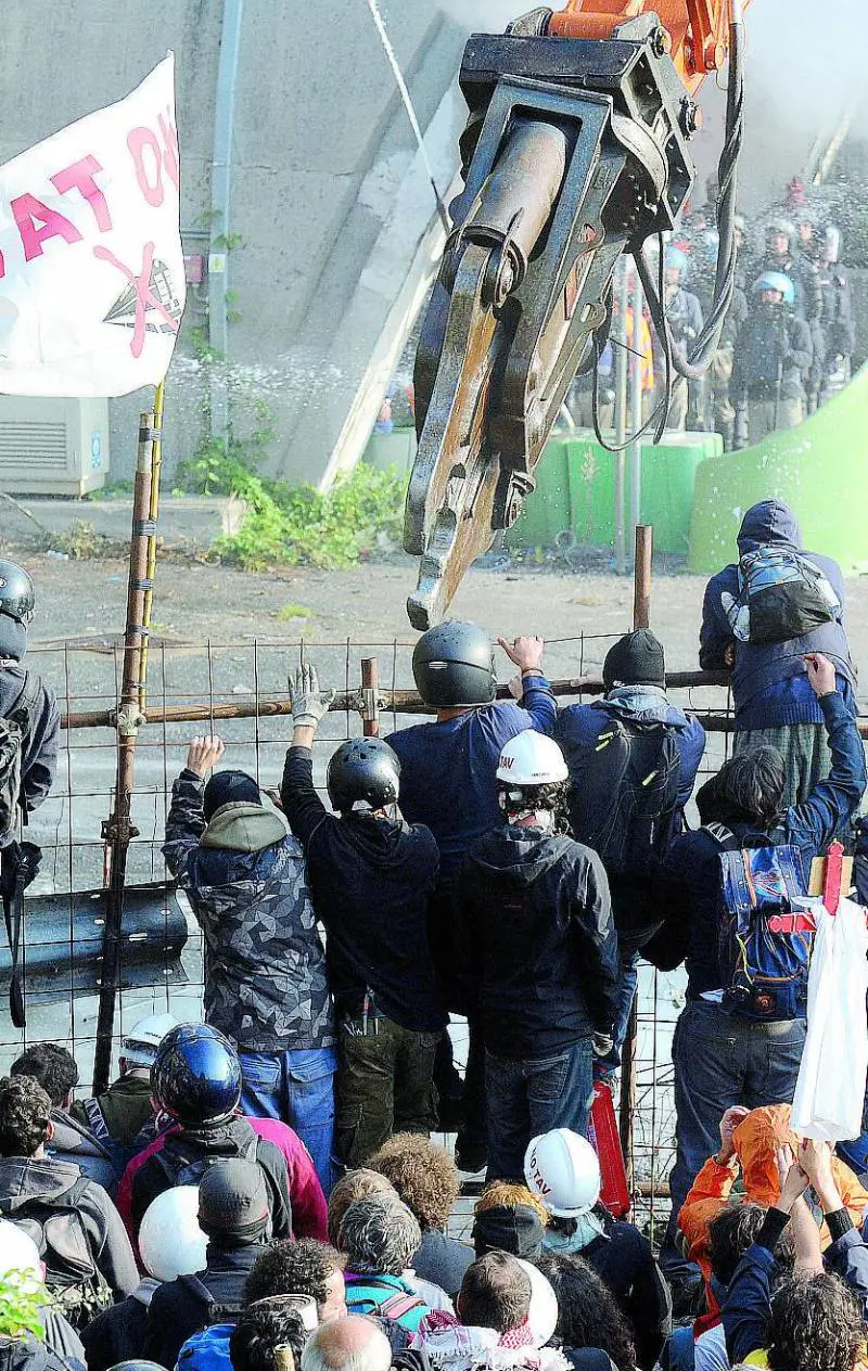 I terroristi amici dei no Tav: "Chi ci ostacola deve morire"