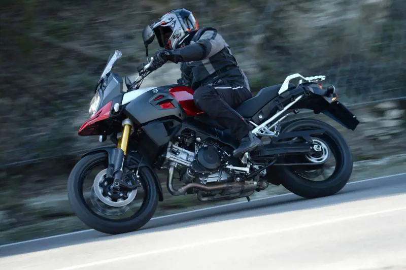 Test moto: Suzuki V-Strom 1000, l’endurona per tutti