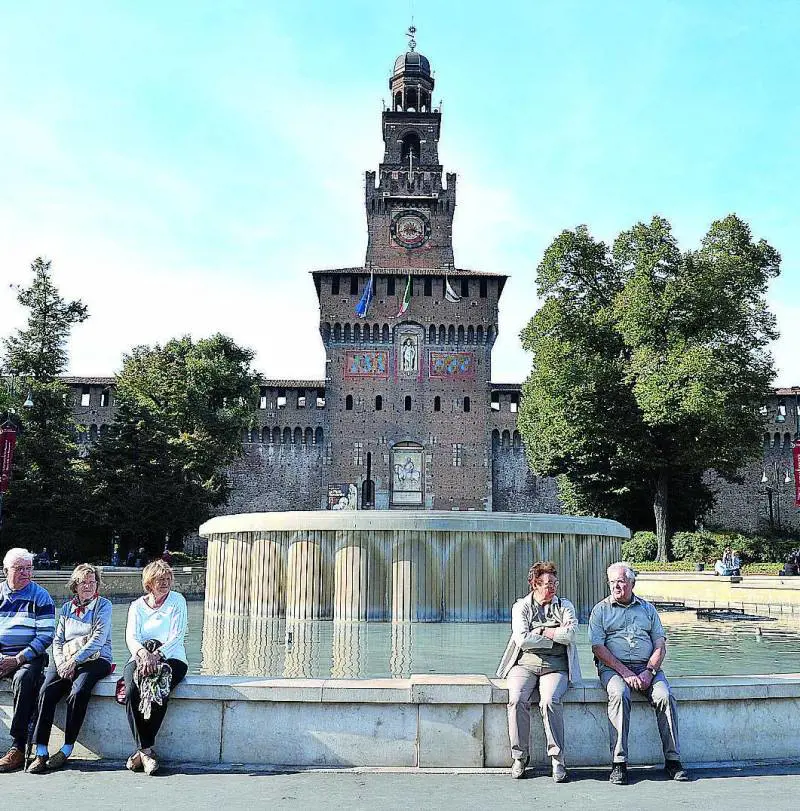 Ma che bel Castello (con la sala da tè)