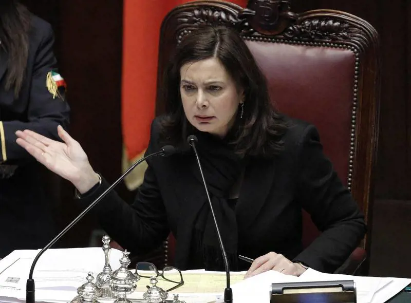 Shoah, Boldrini contro Grillo