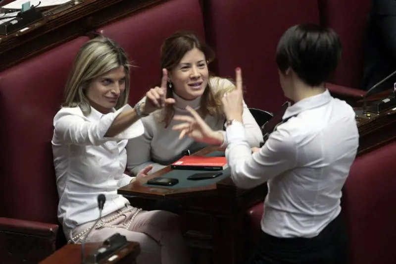 La farsa delle quote rosa manda al tappeto il Pd