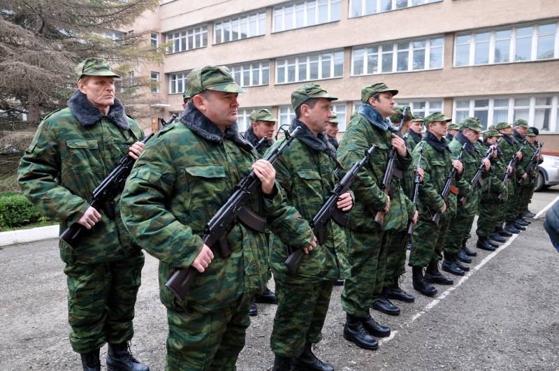 Il giuramento dei nuovi soldati in Crimea