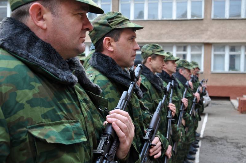 Il giuramento dei nuovi soldati in Crimea
