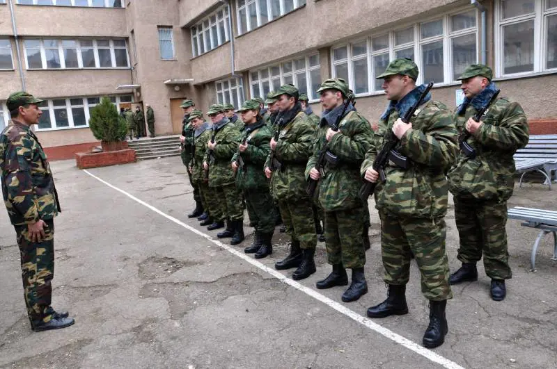 I nuovi soldati della Crimea giurano