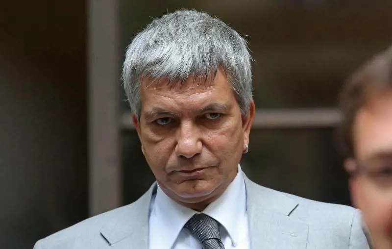 Gay, Vendola attacca Renzi: "Via omofobi dal governo"