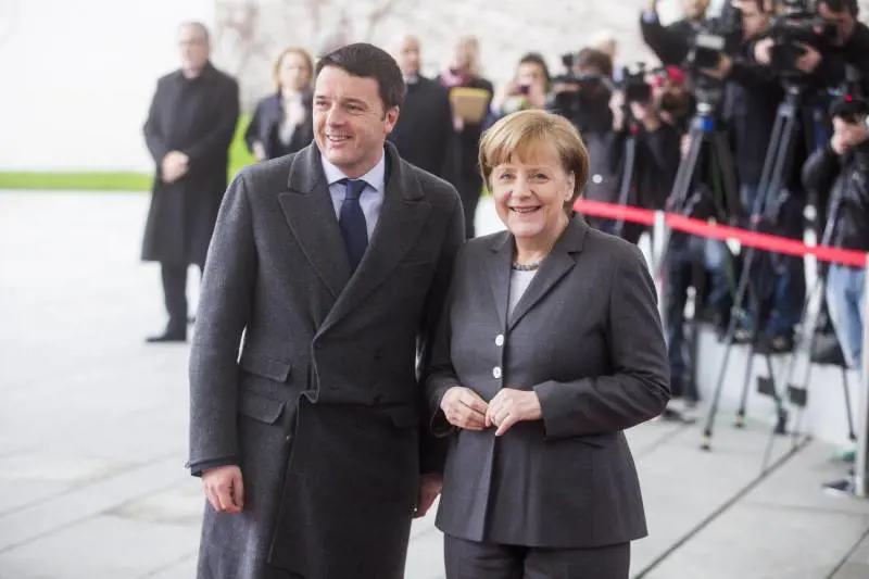 Lo stilista di Renzi: "Ci ha rovinato il cappotto"
