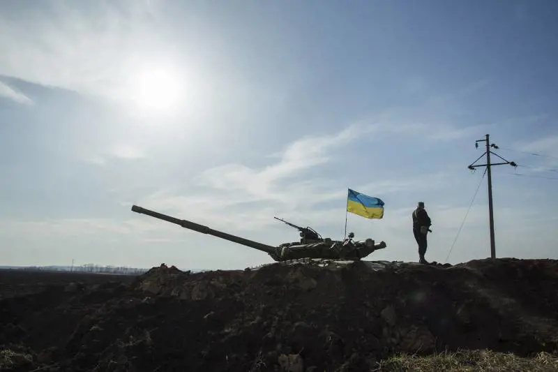 La doppia via di Kiev: vuole attaccare a Est ma offre un referendum