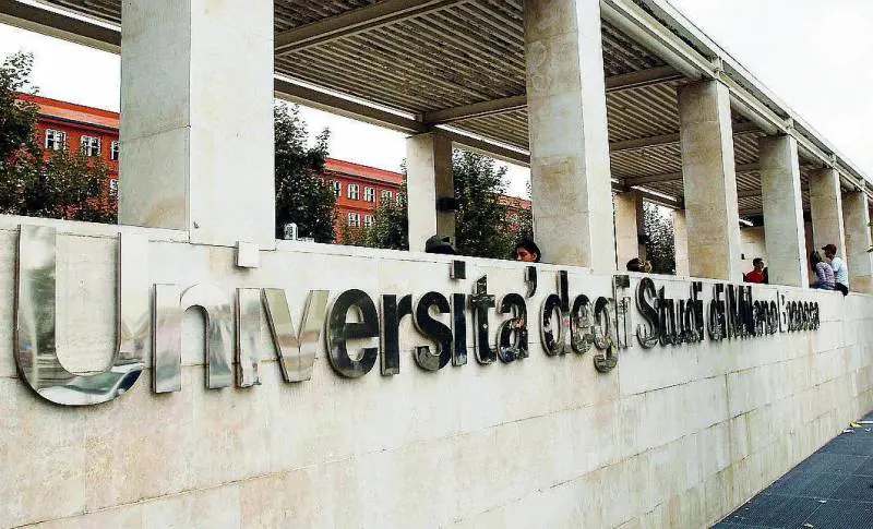 Quei professori in pensione che non mollano la cattedra