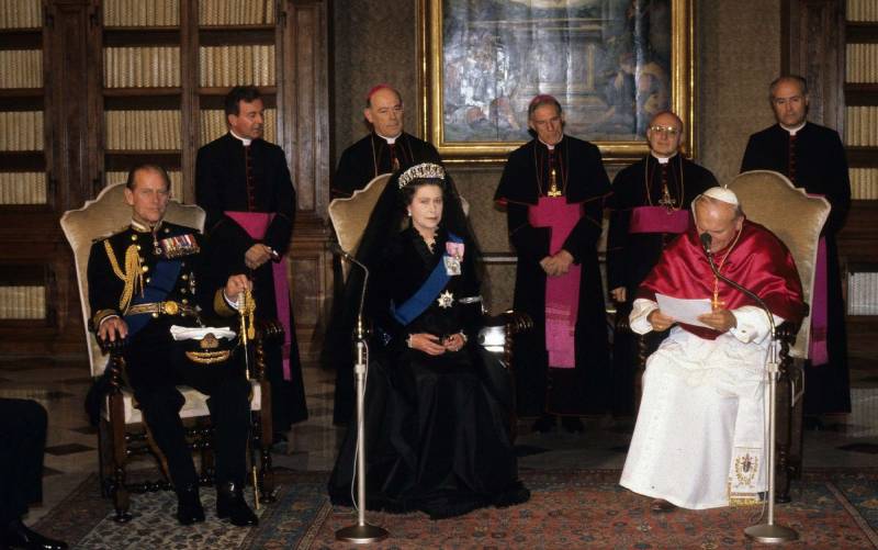 Nel 1980, ricevuta in Vaticano da Papa Giovanni Paolo II