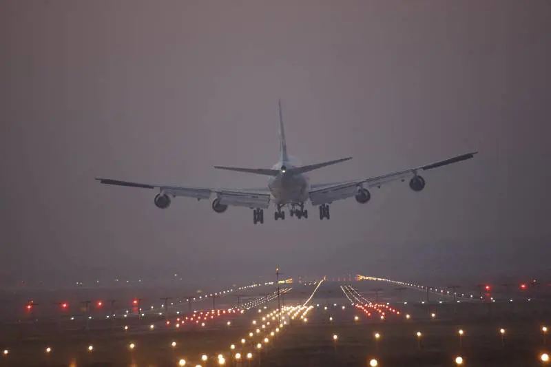 Cina, si addormentano nella torre di controllo: l'aereo non può atterrare