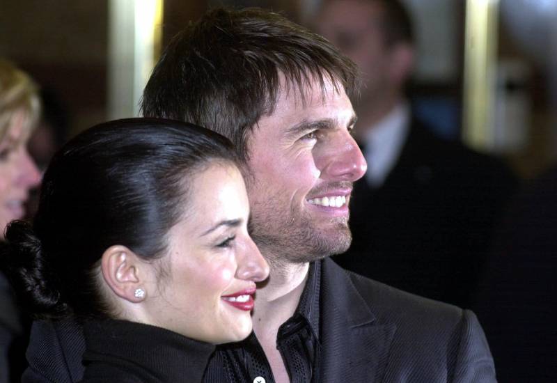 Con il fidanzato Tom Cruise nel 2002