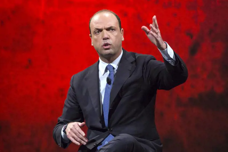 Alfano gioisce del 4%. E attacca il Giornale