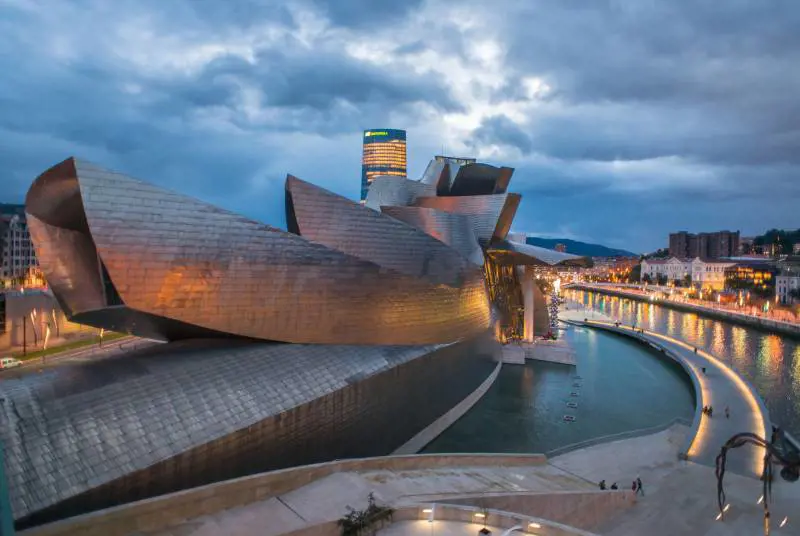 Guggenheim, ma non solo Bilbao è costruita nel futuro
