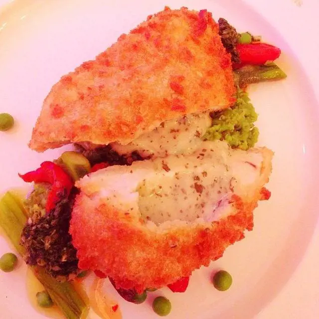 Il ristorante temporaneo dove si paga con le fotografie su Instagram
