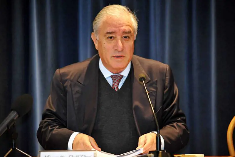La minaccia di Dell'Utri: "Datemi più libri in cella o farò sciopero della fame"