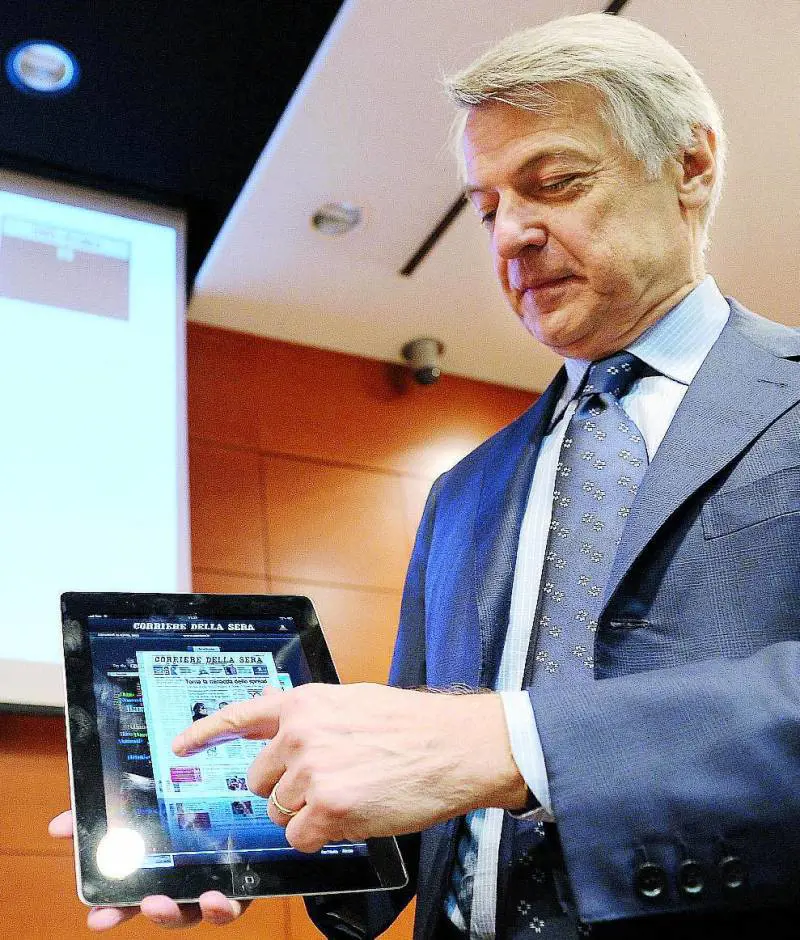 De Bortoli: "Renzi ha tenuto in ostaggio l'Italia"